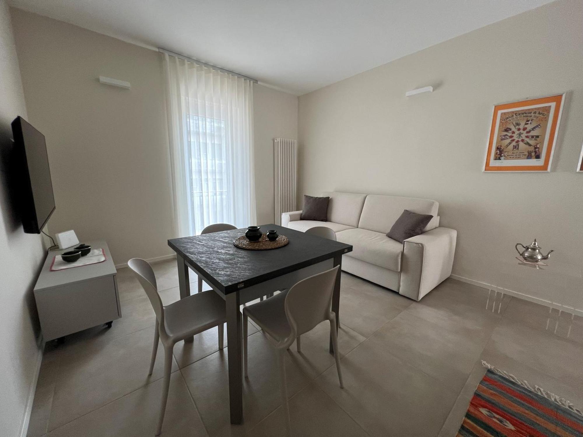 Myvilla - Ivrea Corso M. D'Azeglio, 59 מראה חיצוני תמונה